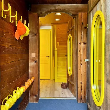 Three Bedroom Lemon Pit בקתה שאמוני