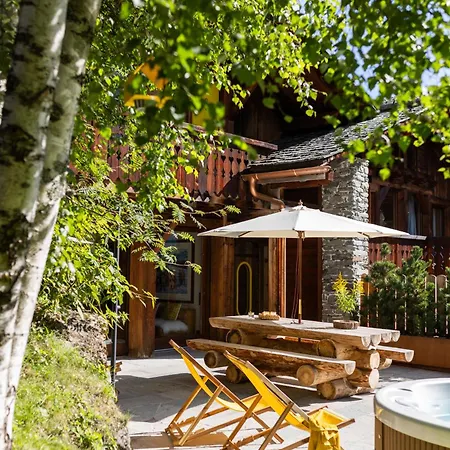 Chalet Three Bedroom Lemon Pit Chamonix Mont Blanc