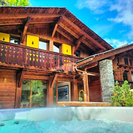 Шале Three Bedroom Lemon Pit *